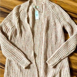 NWT women’s size small Loft cardigan. Super cute and soft! Originally $79.50!